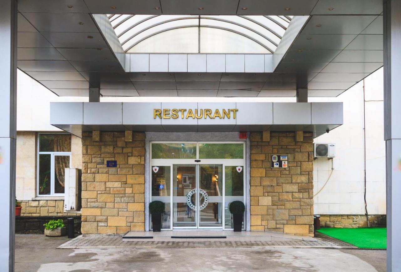Hotel Balkan Gabrovo Extérieur photo